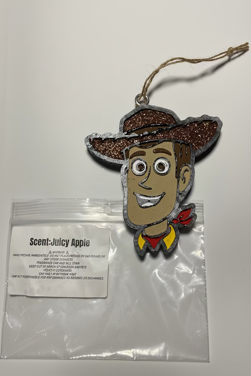 Freshie- Cowboy - Scent: Juicy Apple
