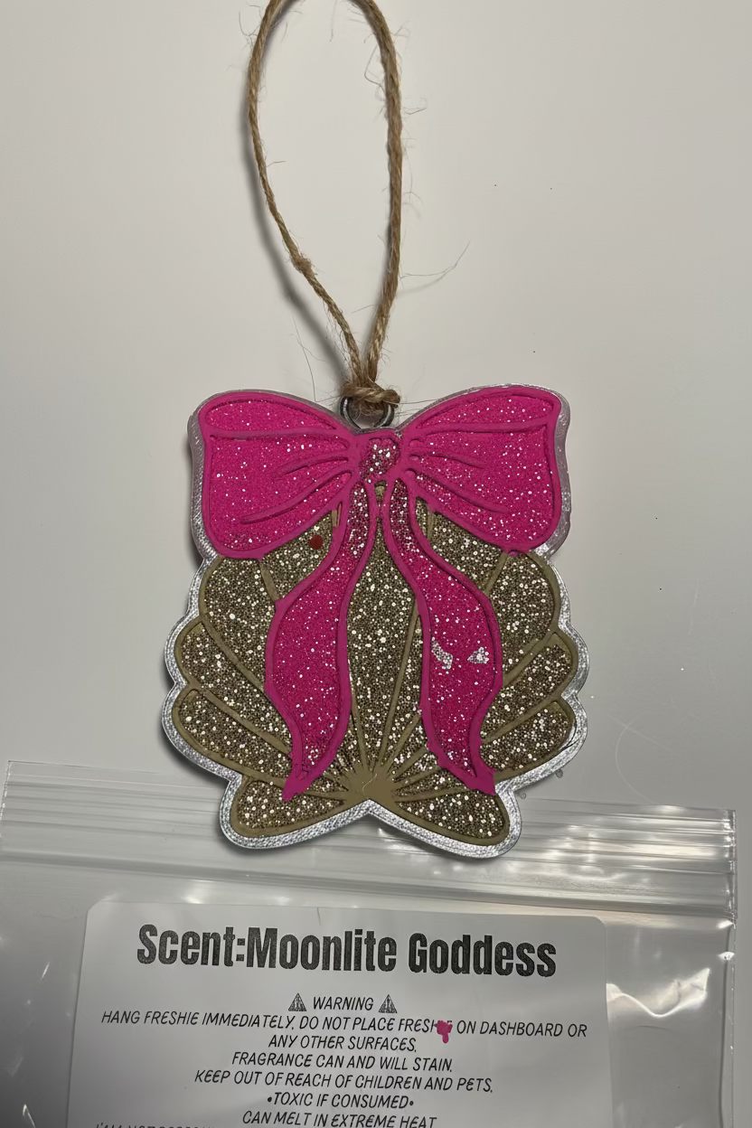 Freshie- Seashell w/ Pink Bow - Scent: Moonlight Goddess