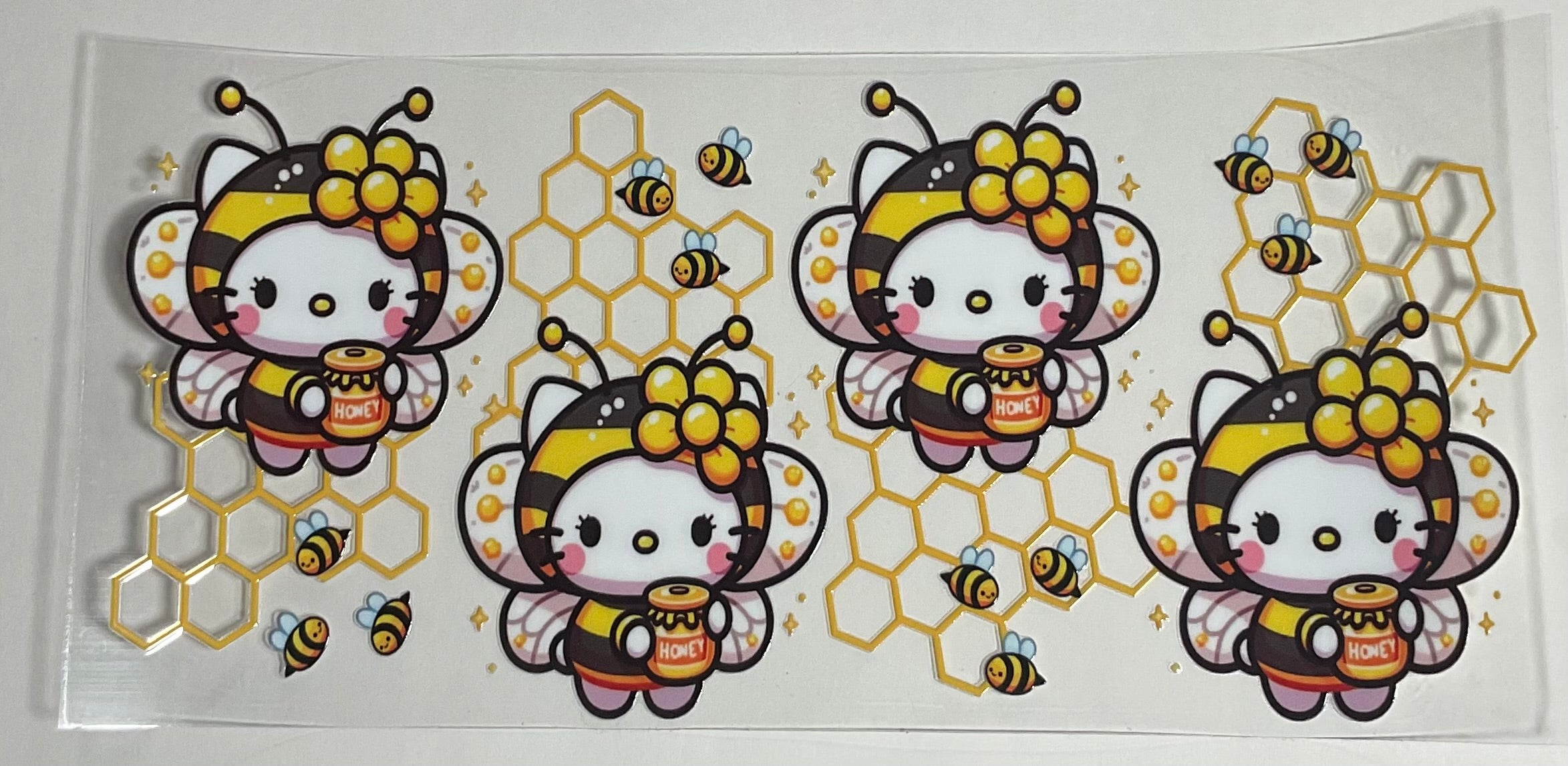 Hello Kitty(Bee Costume)