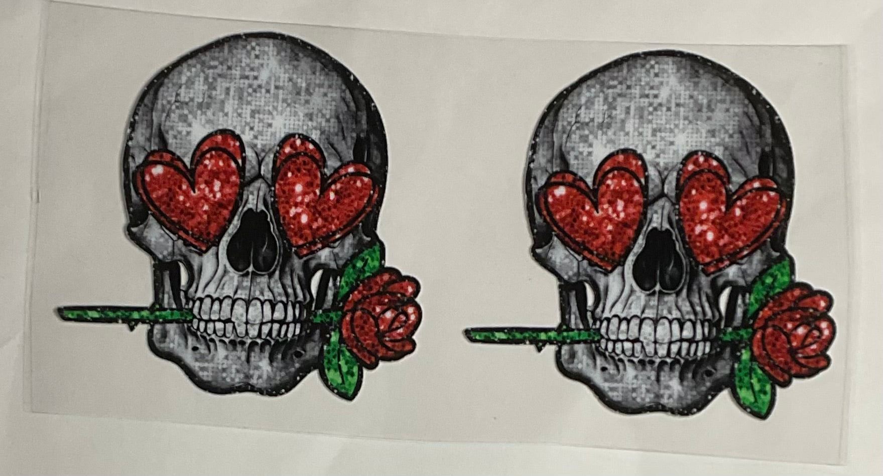 Skulls w/ Heart Eyes