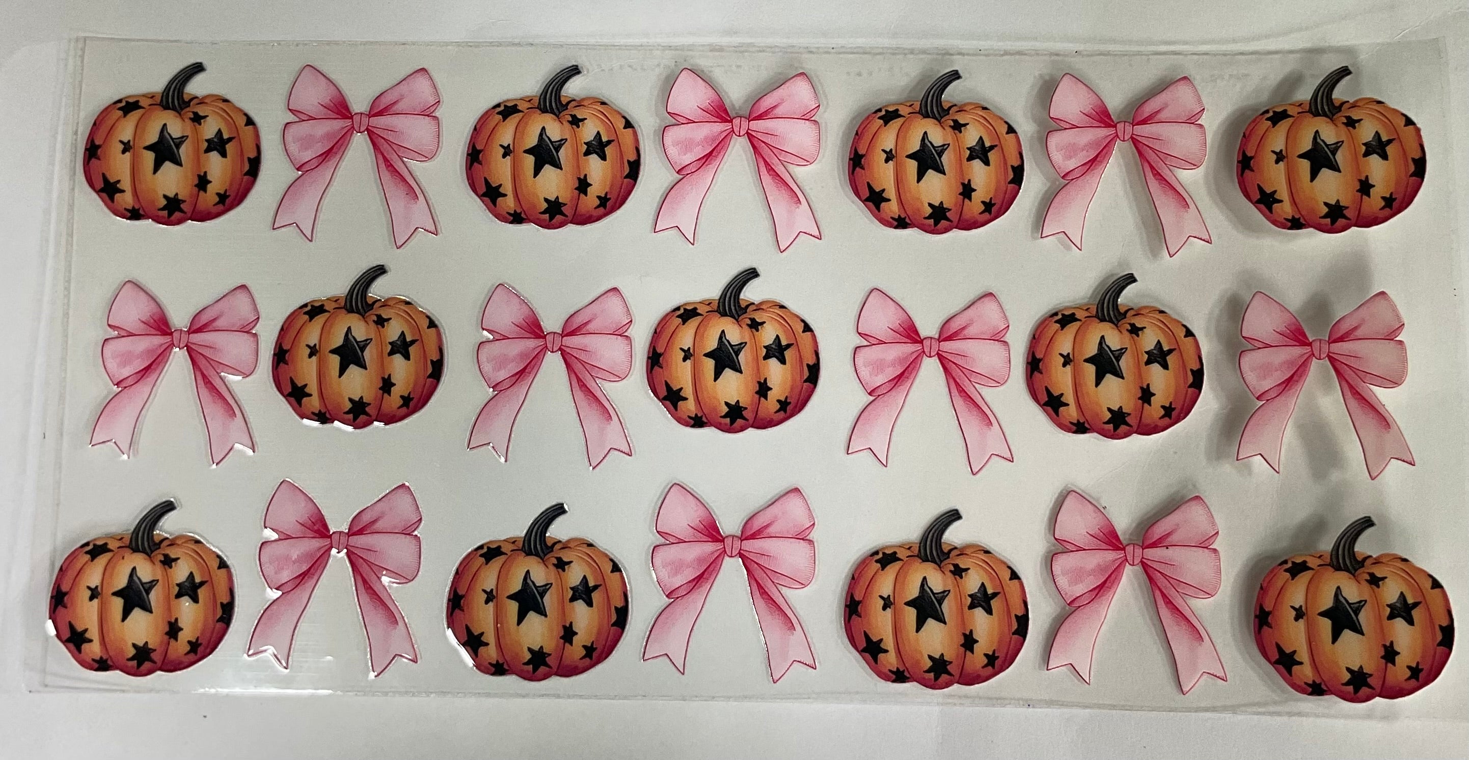 Pumpkins w/ bow