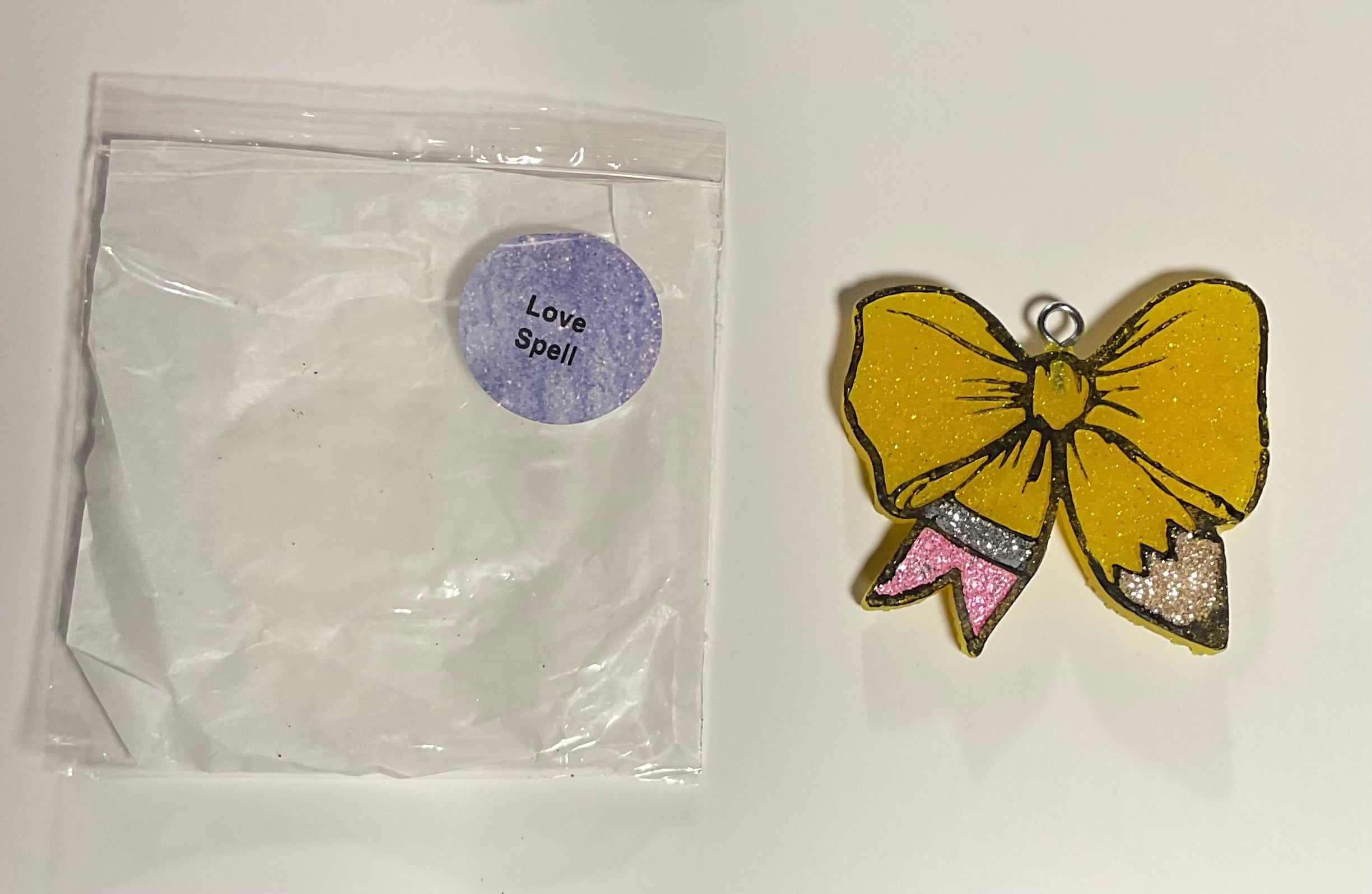 Freshie- Pencil Bow  - Scent: Love Spell