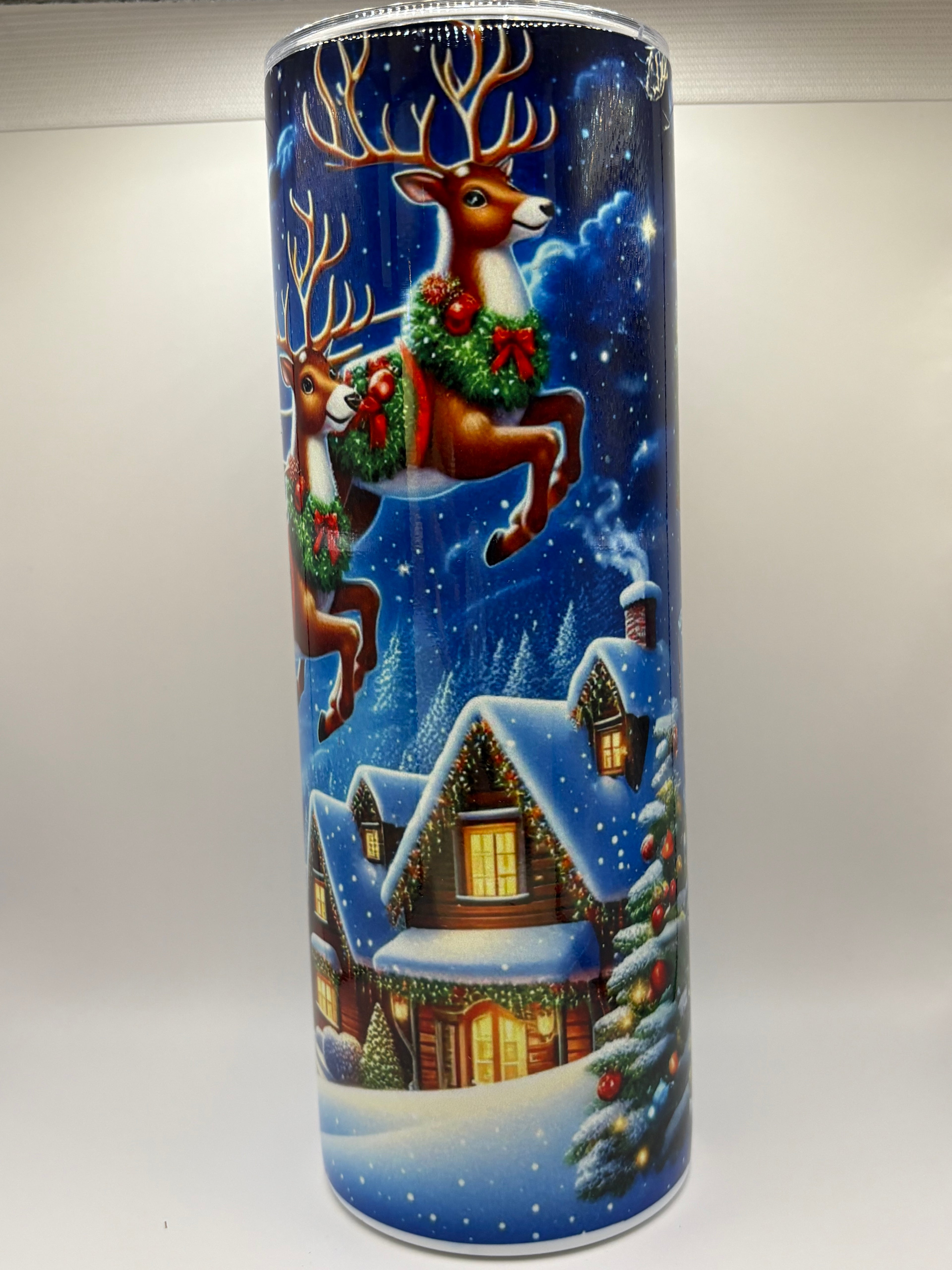 Santa w/ Reindeer