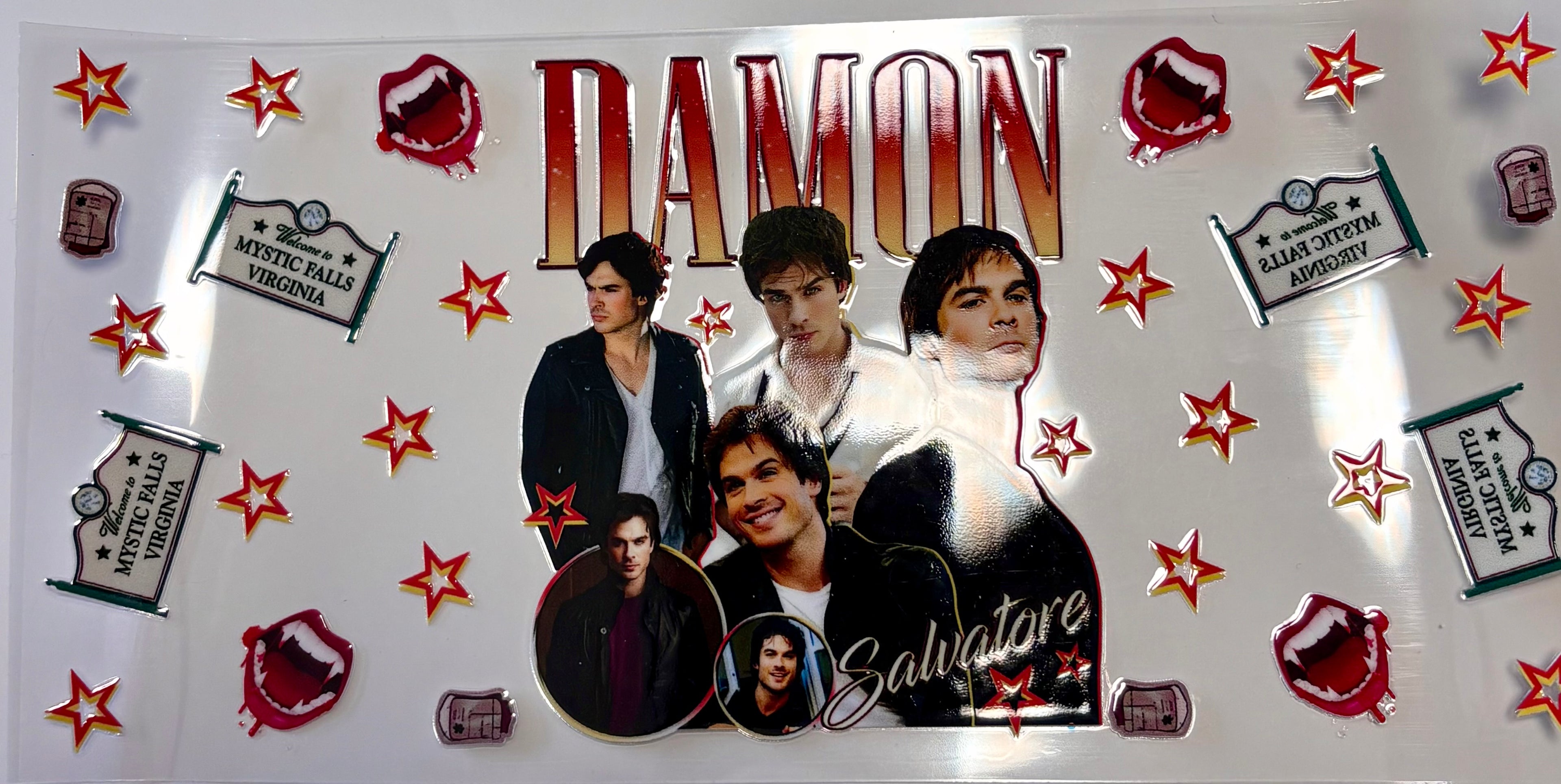 The Vampire Diaries (Damon- Red Different Pictures)